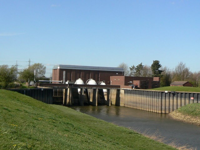 A recent picture of West Stockwith pumping station