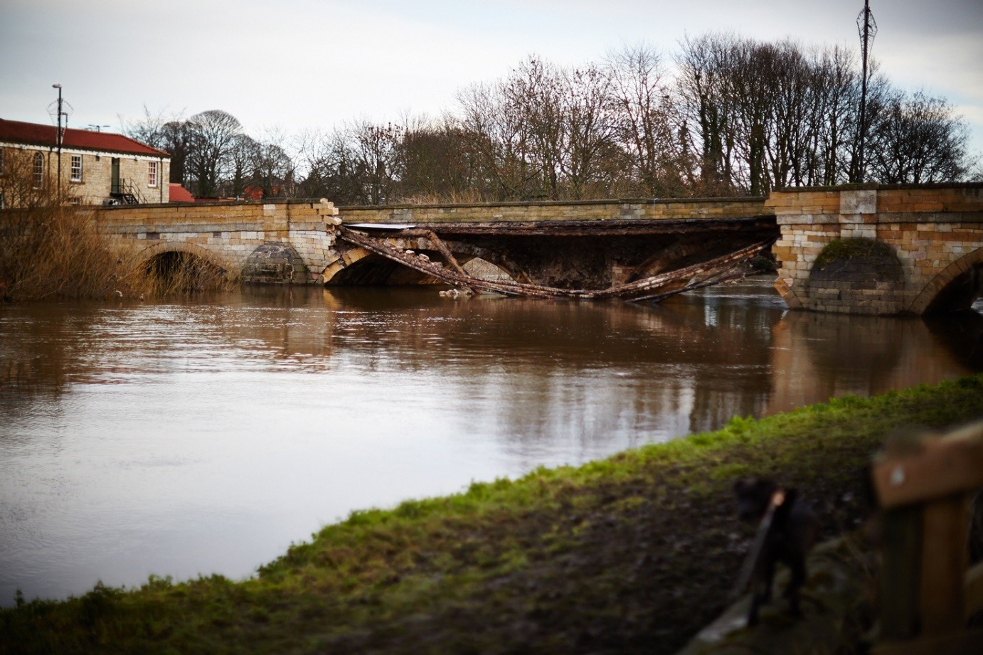Tadcaster Bridge collapse, December 2015